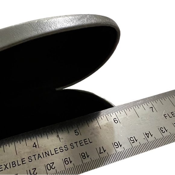 .Ray Ban Titanium Hard Eyeglass Sunglass Case Ray-Ban Series Embossed Cla… - Picture 6 of 7